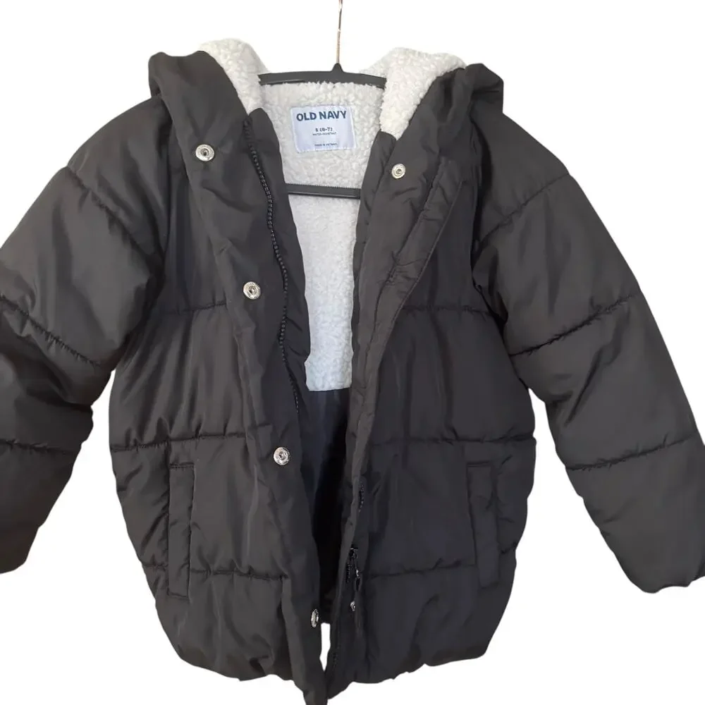 Girls Old Navy Black Puffer Winter Coat Jacket Size Small 6/7 Water Resistant